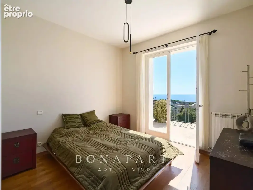 Elégante propriété à la vue mer panoramique - photo 18