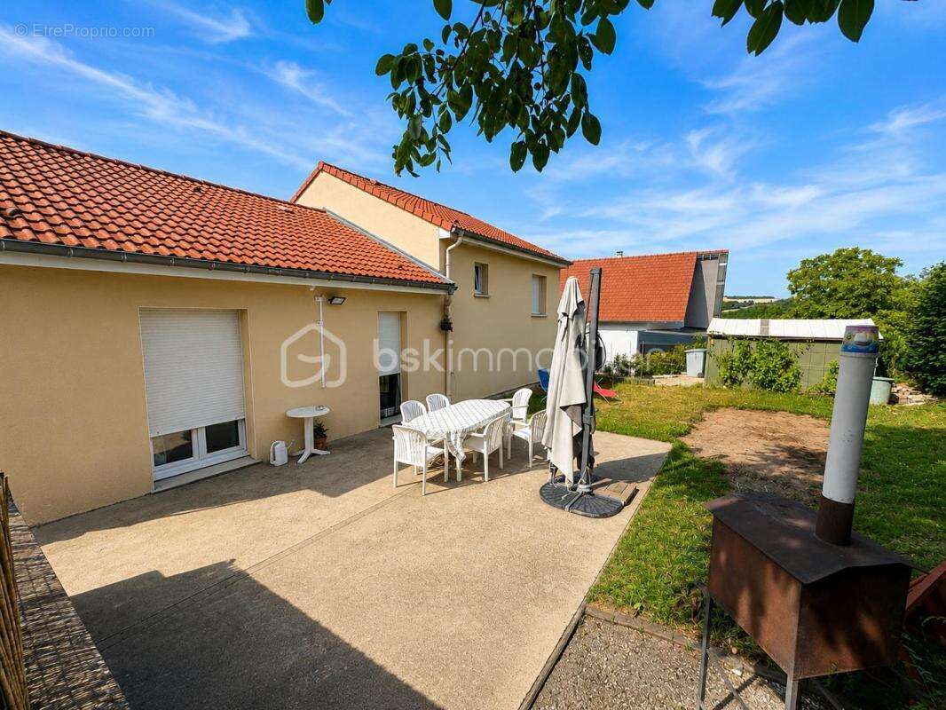 Un cadre de vie paisible pour une maison pensée pour la famille - photo 2