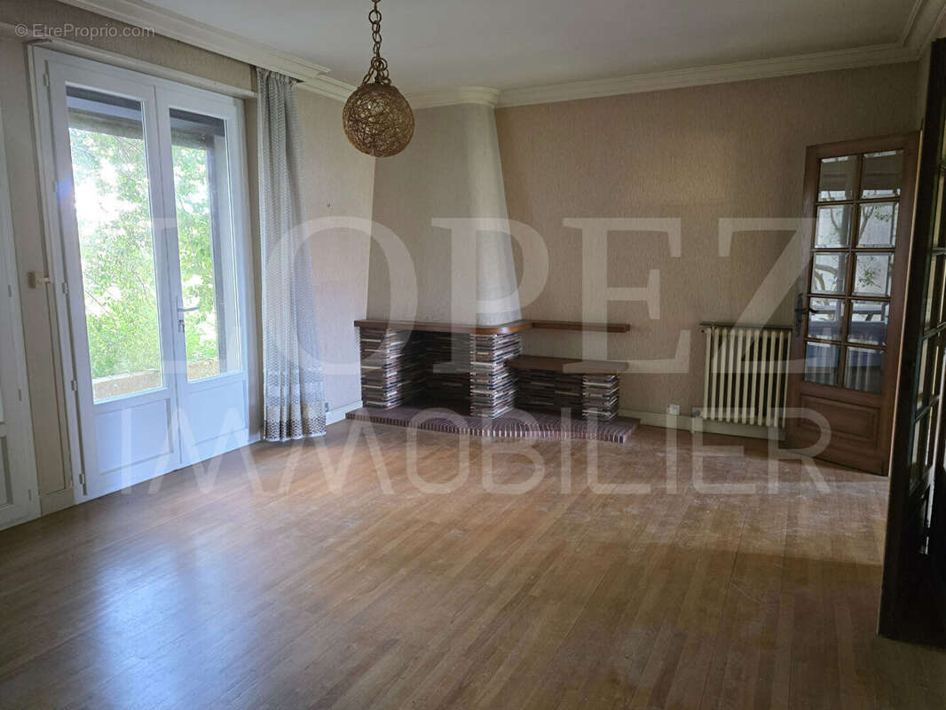 Ensemble immobilier avec maison et appartement - photo 3