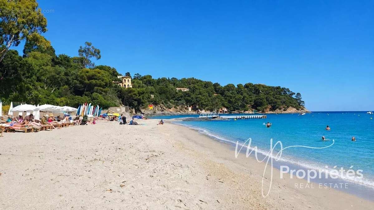Appartement à RAYOL-CANADEL-SUR-MER