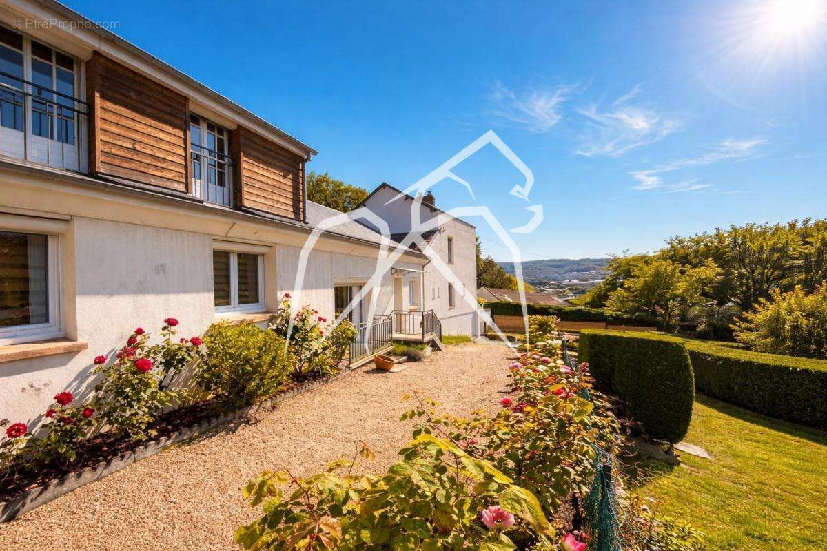 Maison à CANTELEU
