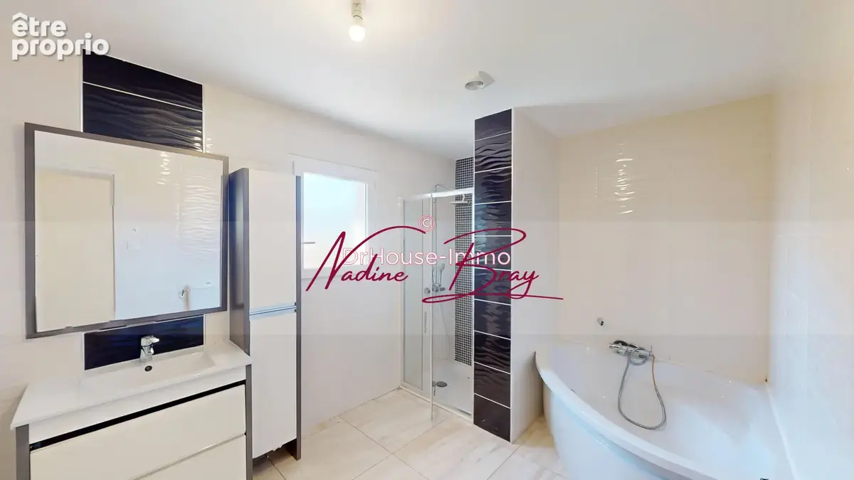 Maison 5 pièces 126 m² à vendre à La Tour-Du-Pin (38110) - photo 8