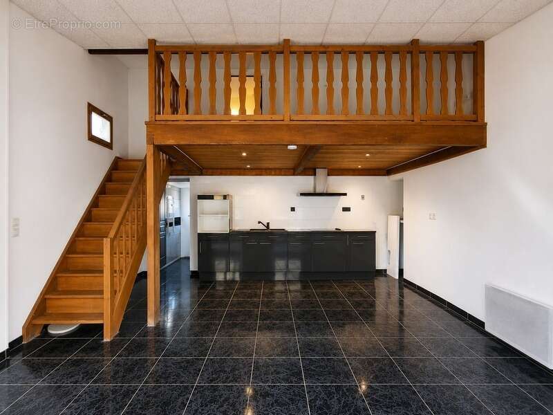 Appartement à SERVIAN