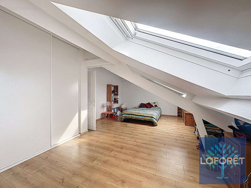 Maison à SOISY-SUR-SEINE