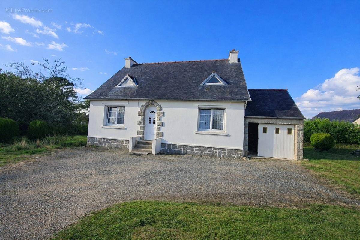 Maison à PLOUNERIN