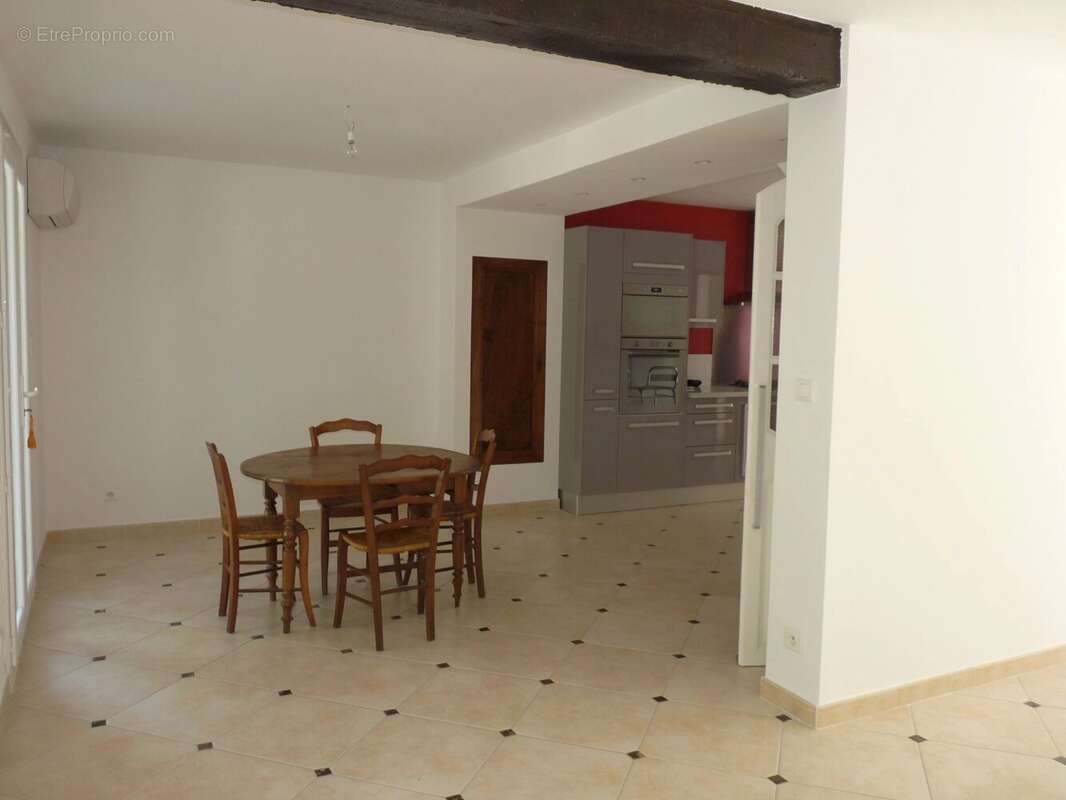 Maison à ROQUEVAIRE