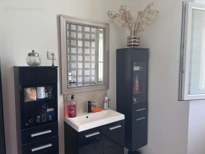 Maison à vendre 5 pièces VARZAY (17) avec piscine - photo 16