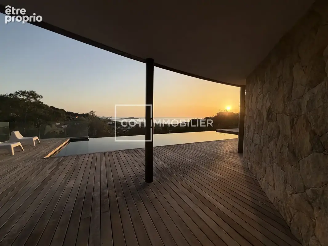Rive sud du golfe d'ajaccio - villa d'architecte vue mer avec piscine et sauna - 380m2 - photo 17