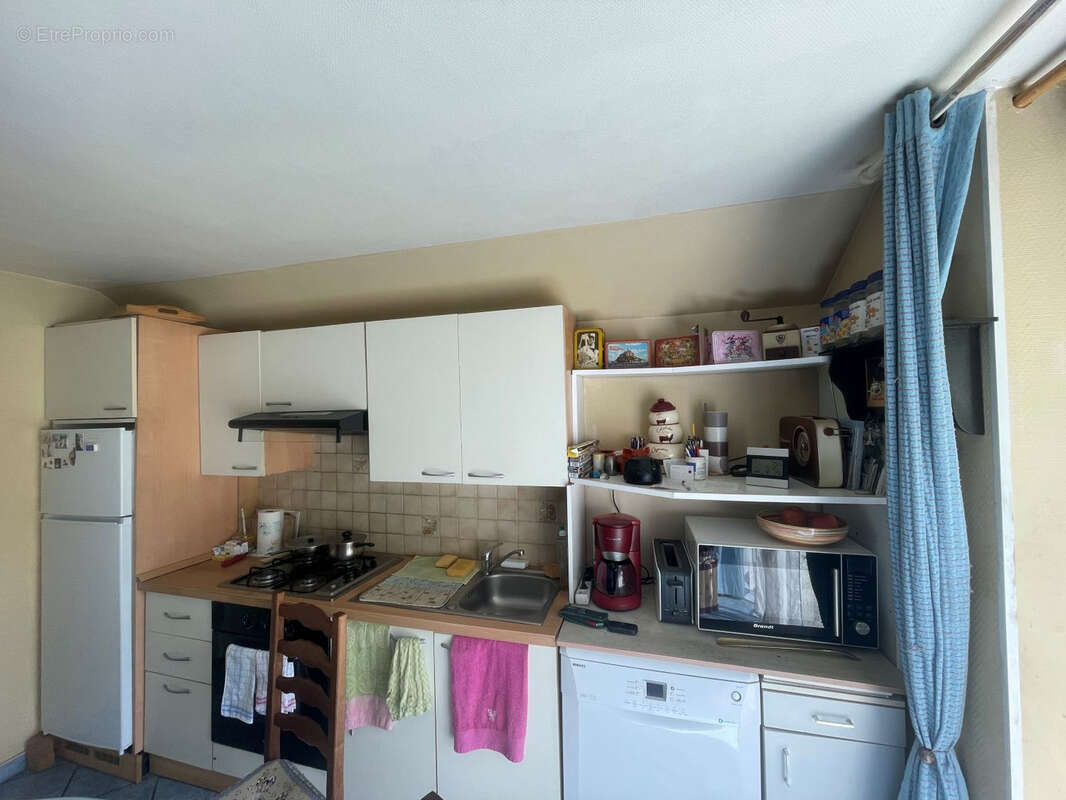 Maison à SAINT-ETIENNE-DE-CHOMEIL