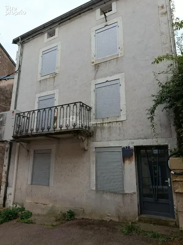 Appartement à LUXEUIL-LES-BAINS