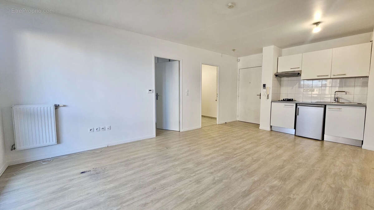 Appartement à EPINAY-SUR-ORGE