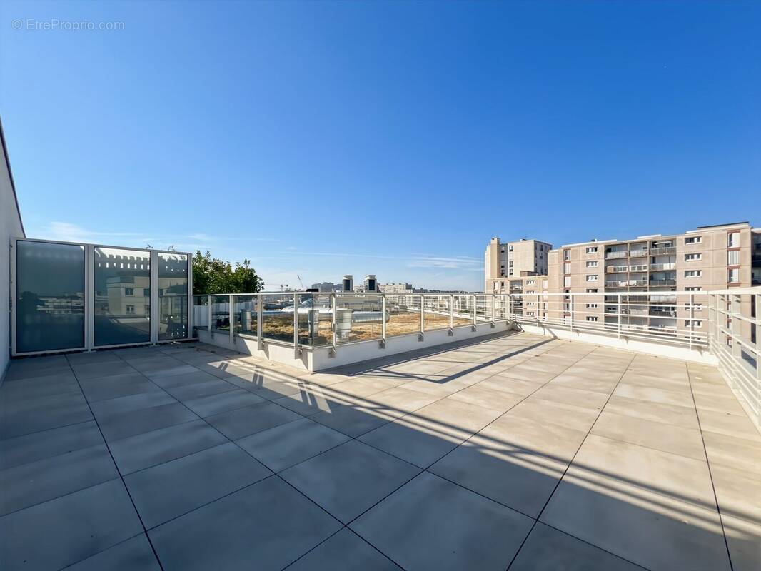 Appartement à BOIS-COLOMBES