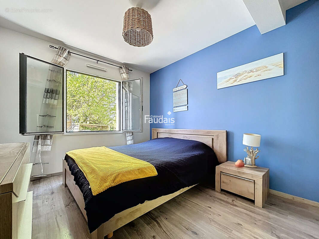 Maison 117 m² à Gouville-Sur-Mer  - photo 7