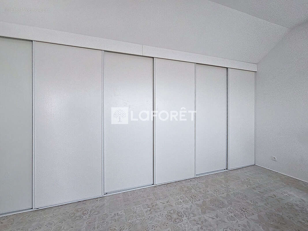 Maison à MAGNY-LE-HONGRE