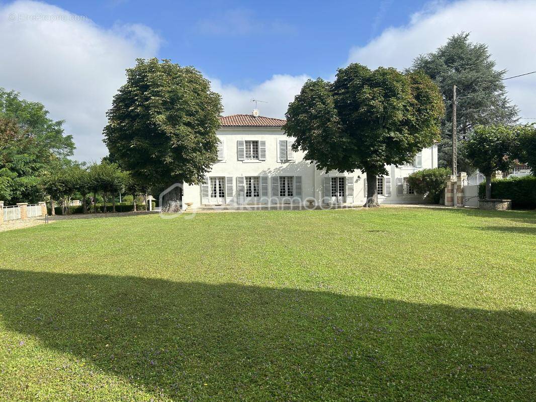 Maison à VILLENEUVE-SUR-LOT