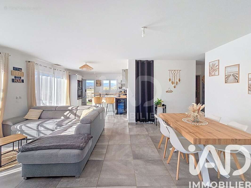 Photo 2 - Maison à FOURQUES