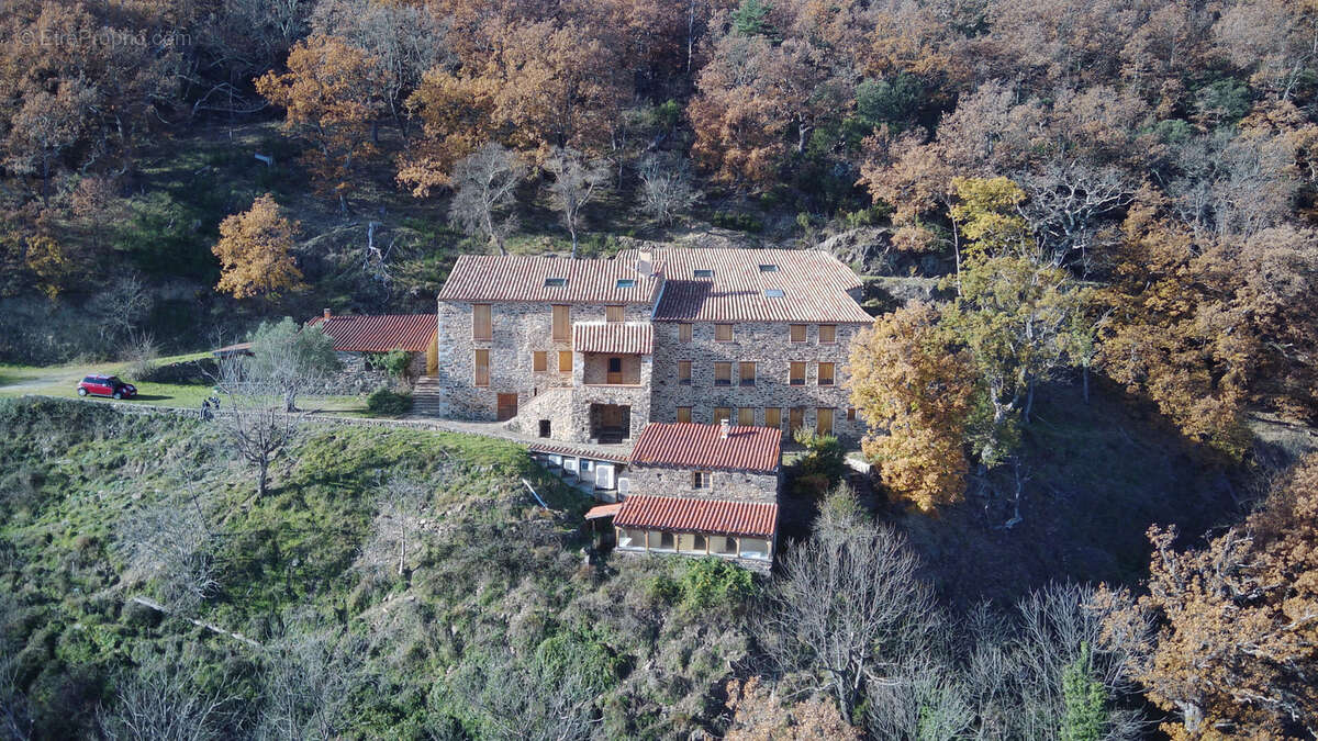 Maison à MONTBOLO