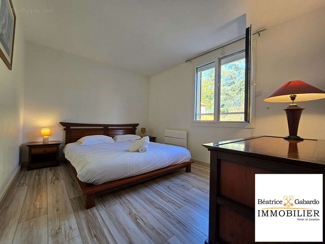 Maison St Genis Laval 5 pièce(s) 130  m² - photo 16