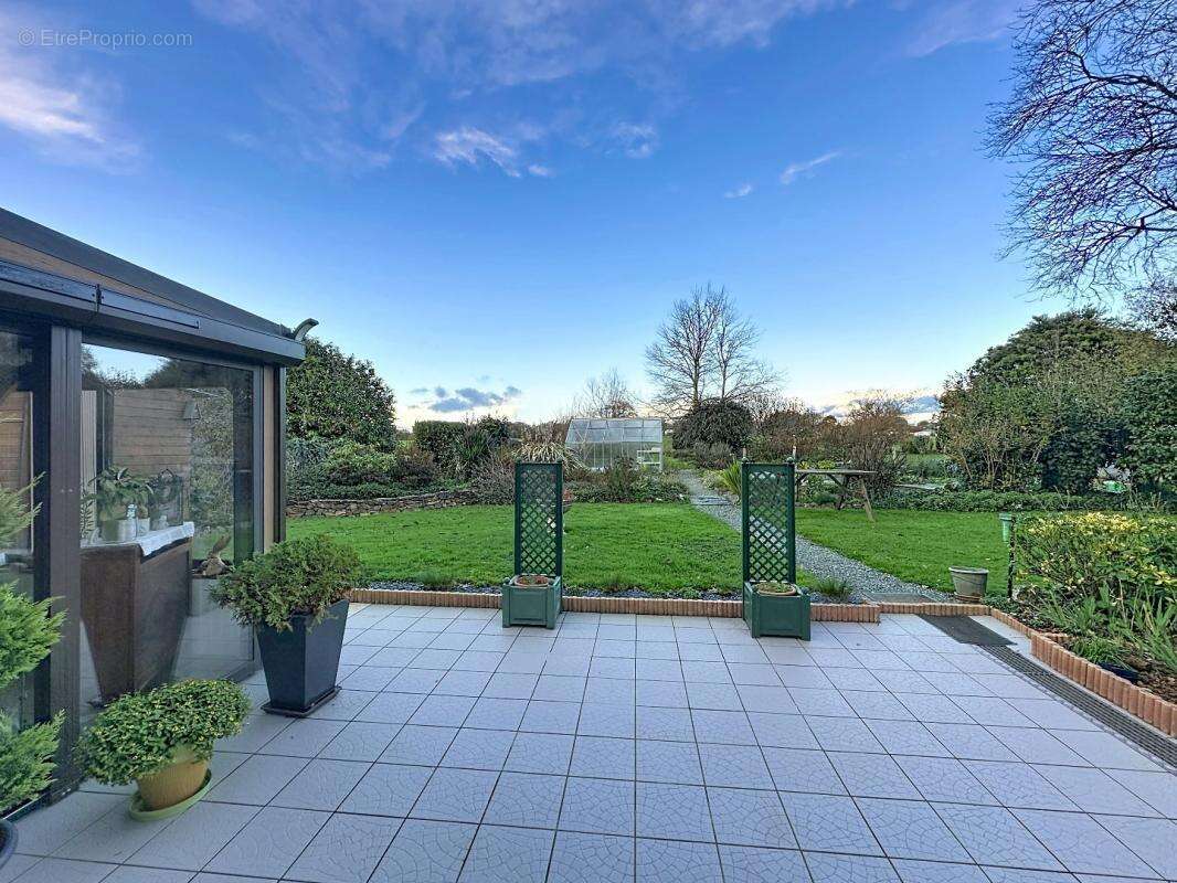 Maison à GUEMENE-PENFAO