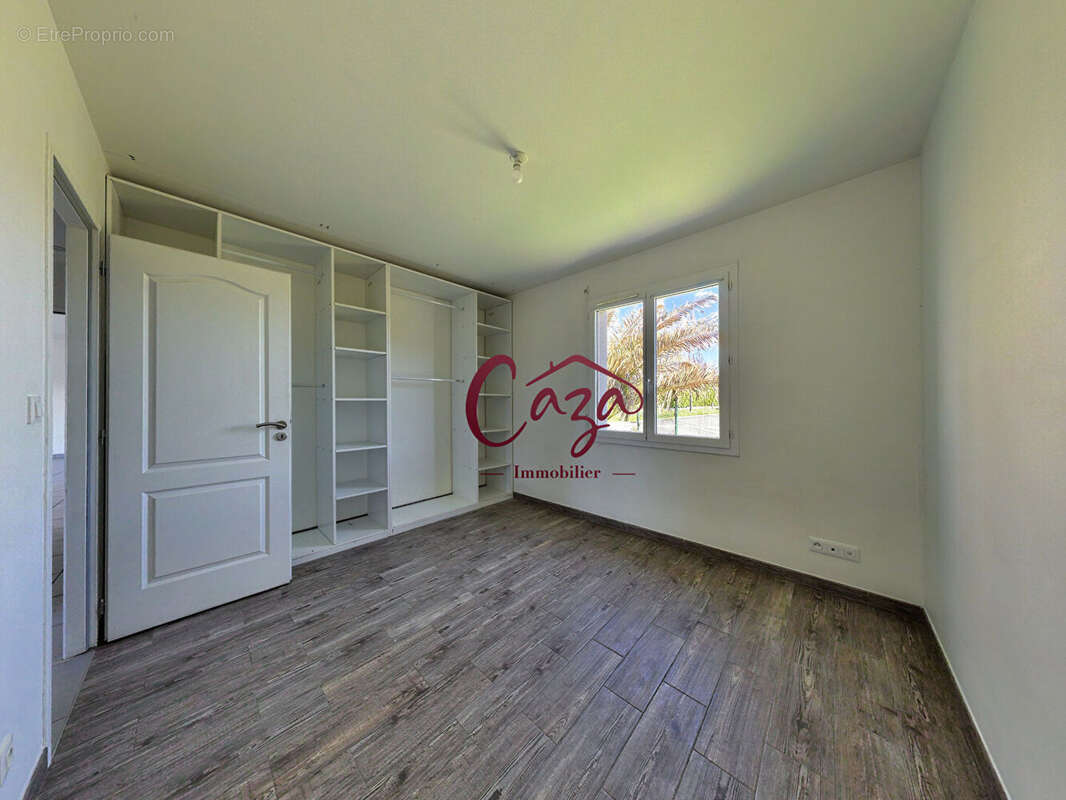 Maison à CAMBLANES-ET-MEYNAC