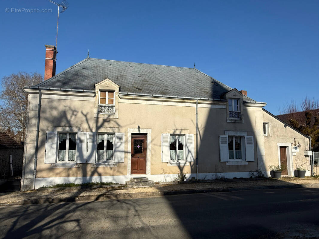 Maison à LA BERTHENOUX