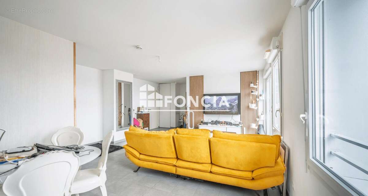 EXCLUSIVITE FONCIA quartier MALAKOFF : grand T4 de 85,36 m2 avec très grand balcon-terrasse en  L de 38,47 m2. Proximité immédia - photo 7