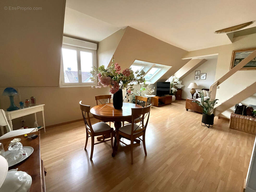 Appartement à ANDRESY