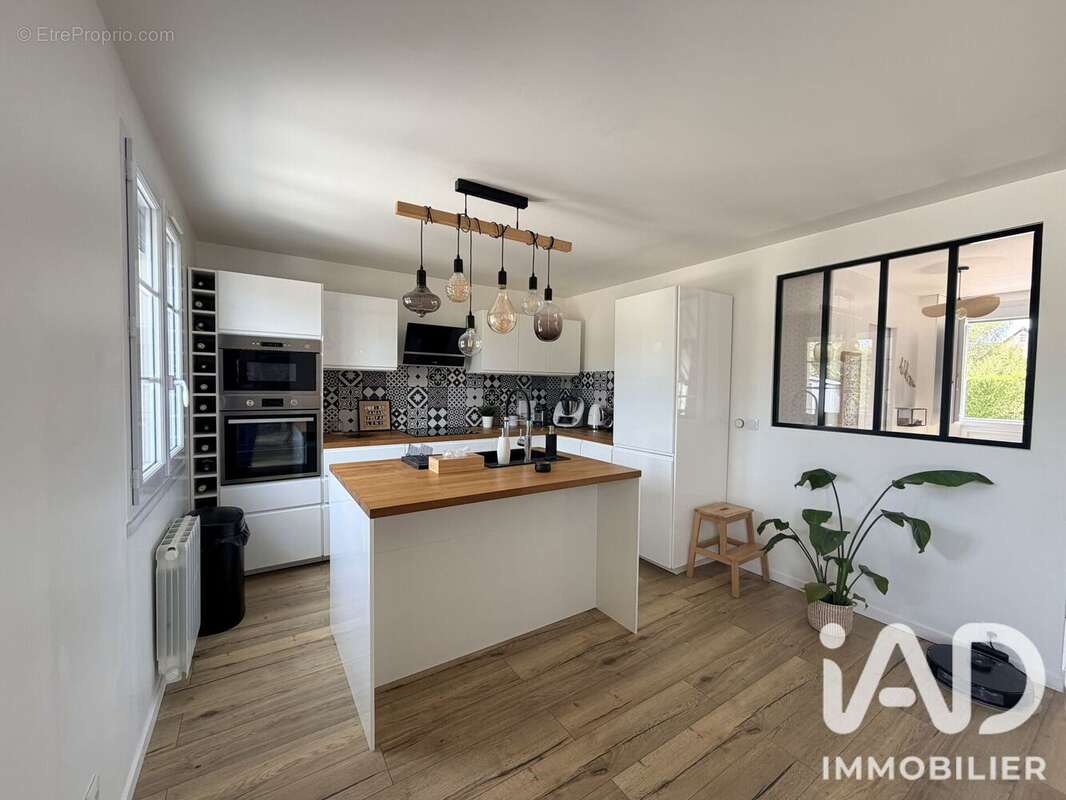 Maison 135 m² à Boissise-Le-Roi  - photo 7
