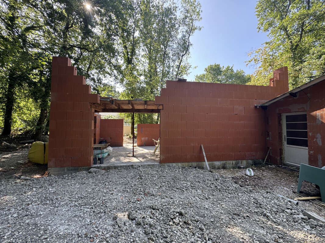 Charmante maison avec beau potentiel - photo 6