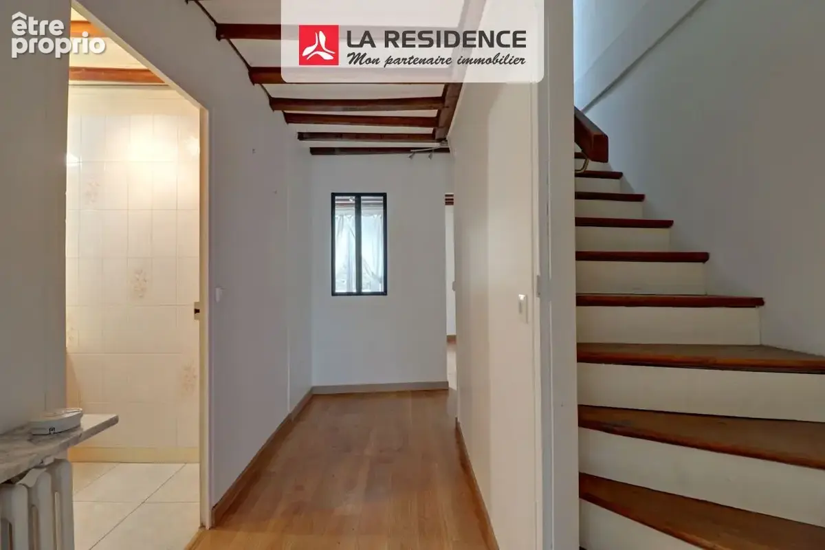 Maison 9 pièces 245 m² à vendre à Maule (78580) - photo 9