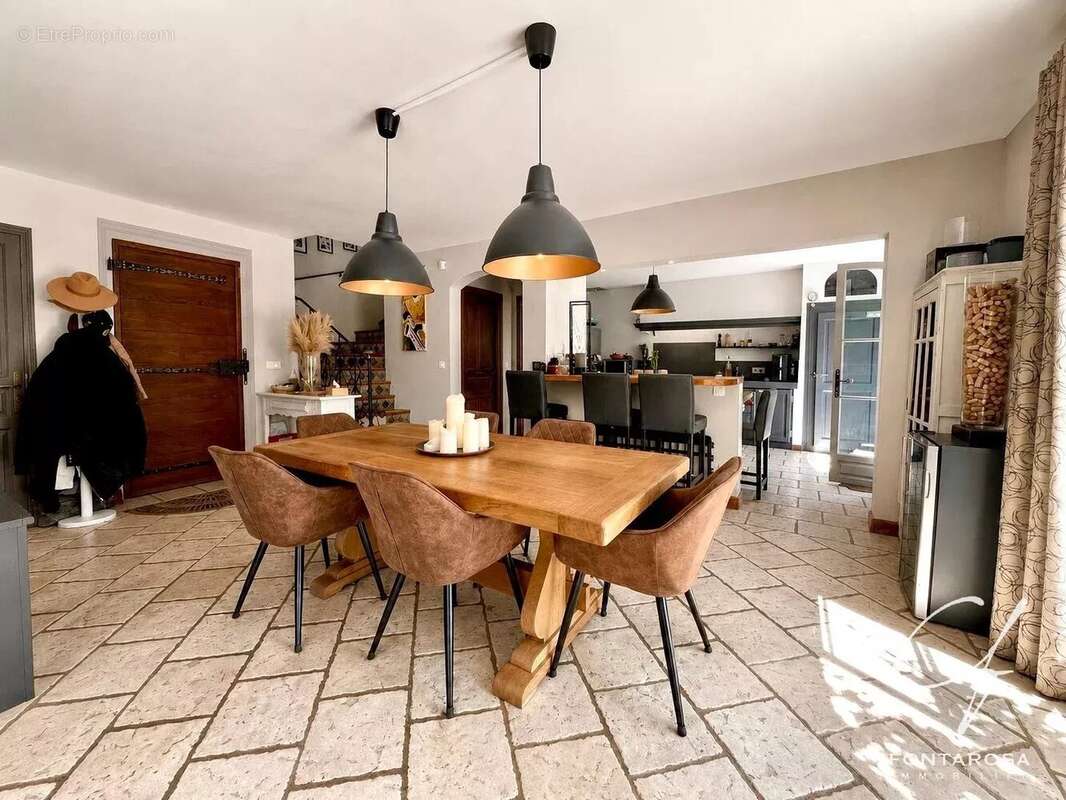 Villa d’Exception au Muy ! Piscine, Pool House & Prestations Haut de Gamme - photo 4