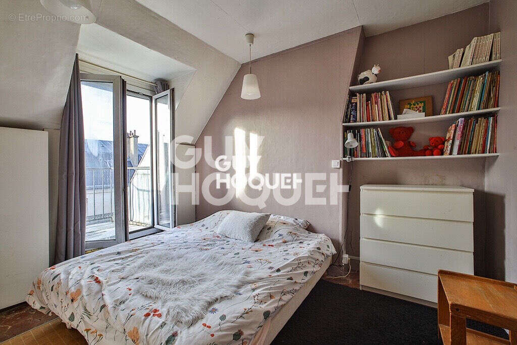 Appartement à PARIS-10E