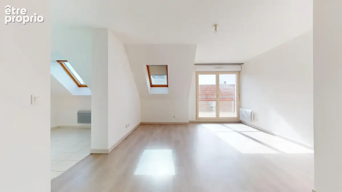 Appartement 2 pièces - 49.54m2 - Centre ville - photo 2