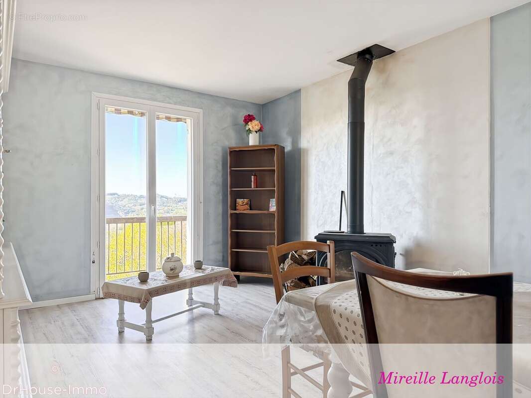 Maison à AUBAZINES