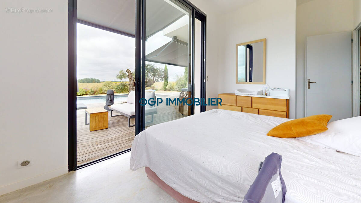 Maison à L&#039;ISLE-JOURDAIN