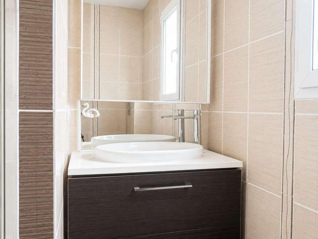 Maison 138 m² à Montrevault  - photo 8