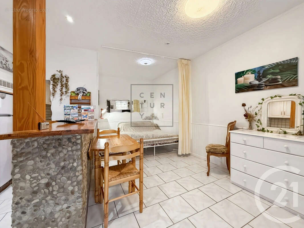 Maison à PEYRESTORTES