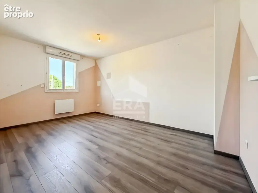 Maison 6 pièces 150 m²  saint-fargeau-ponthierry, maison récente avec jardin et stationnements - photo 9