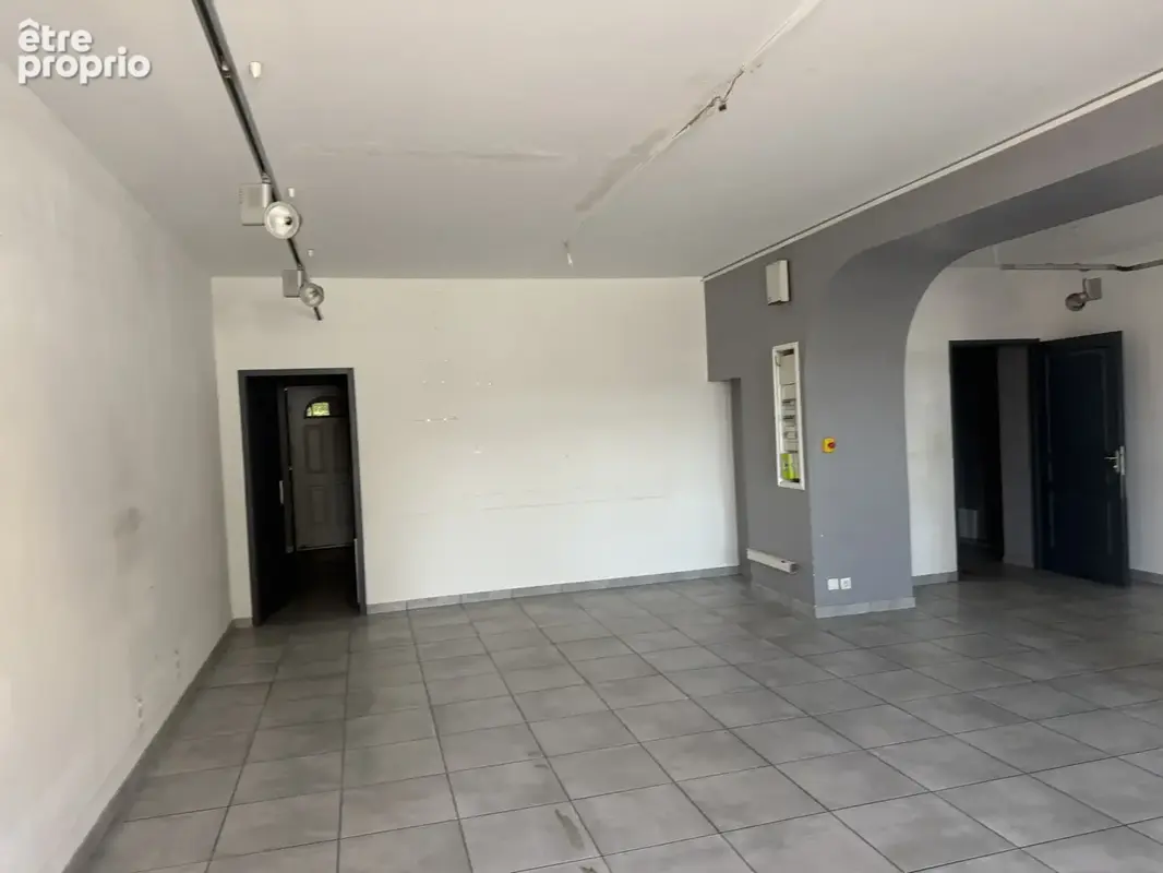 Immeuble rénové de 300m2 pour investir  à Montauban - photo 5