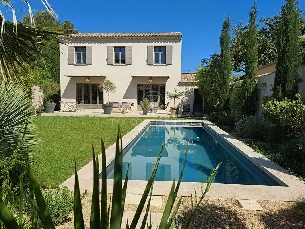Maison à SAINT-REMY-DE-PROVENCE