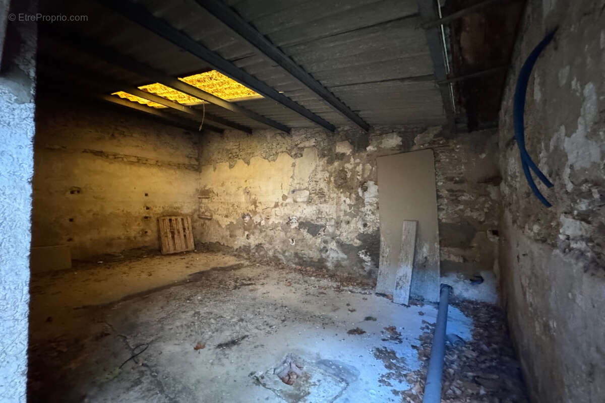 Appartement à LEZIGNAN-CORBIERES