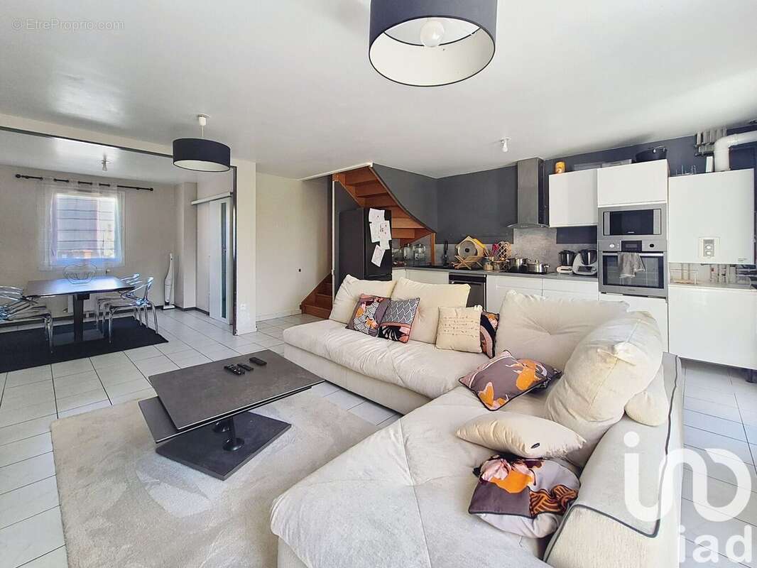 Photo 2 - Maison à MERY-SUR-OISE