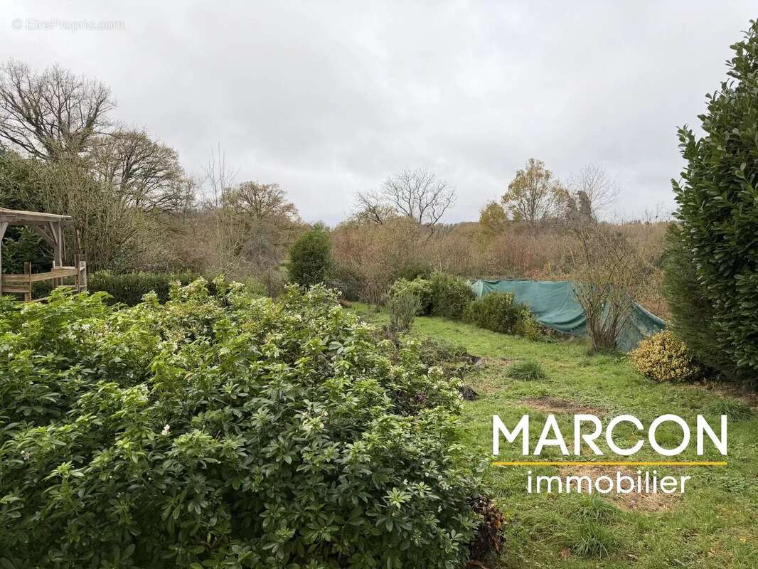 Entre BONNAT et AIGURANDE - Maison de campagne - photo 21