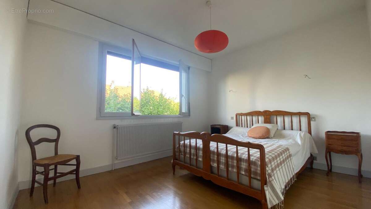 Maison à CHEVIGNY-SAINT-SAUVEUR