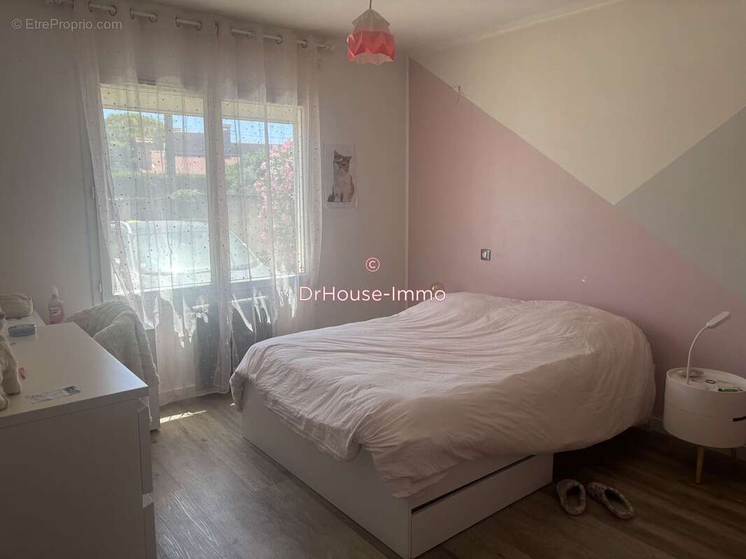 Maison 106 m² à Marignane  - photo 7