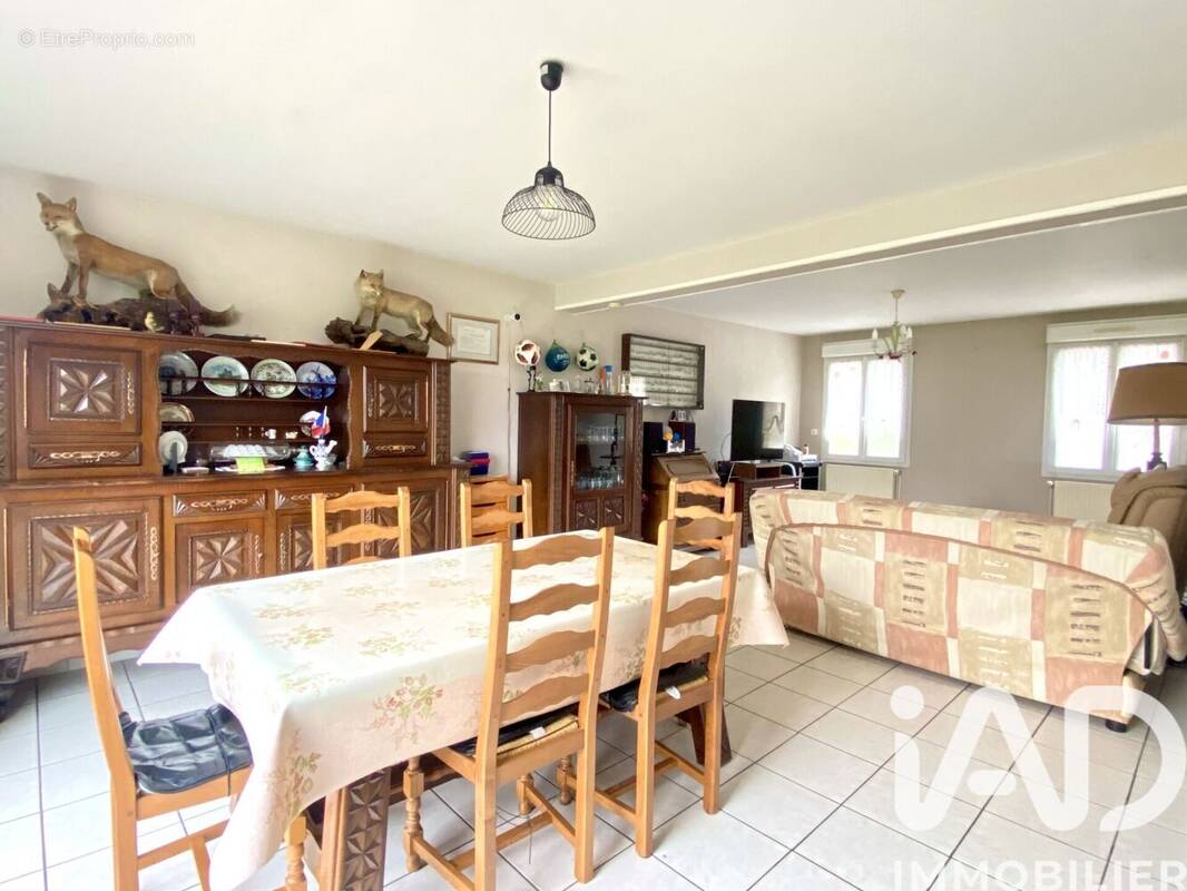 Photo 1 - Maison à LONGUEAU