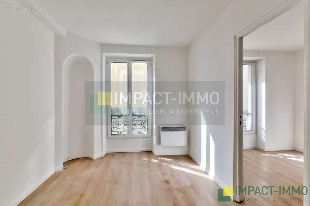 Appartement à PARIS-18E