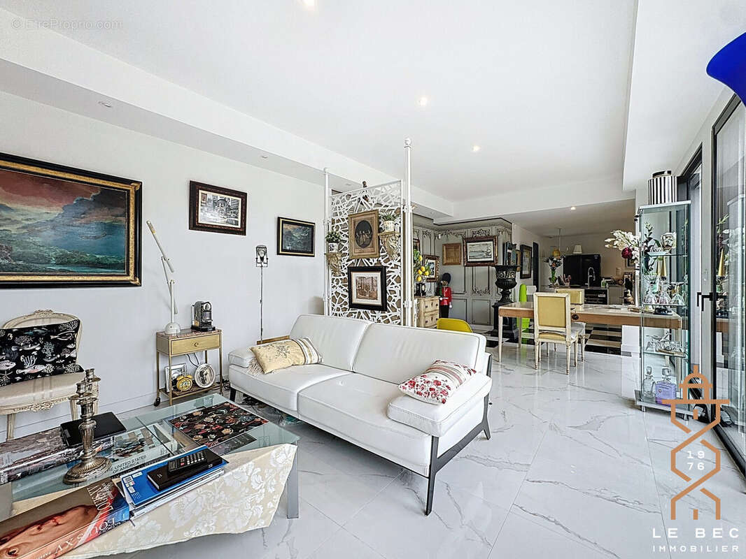 Maison à PLOUHARNEL