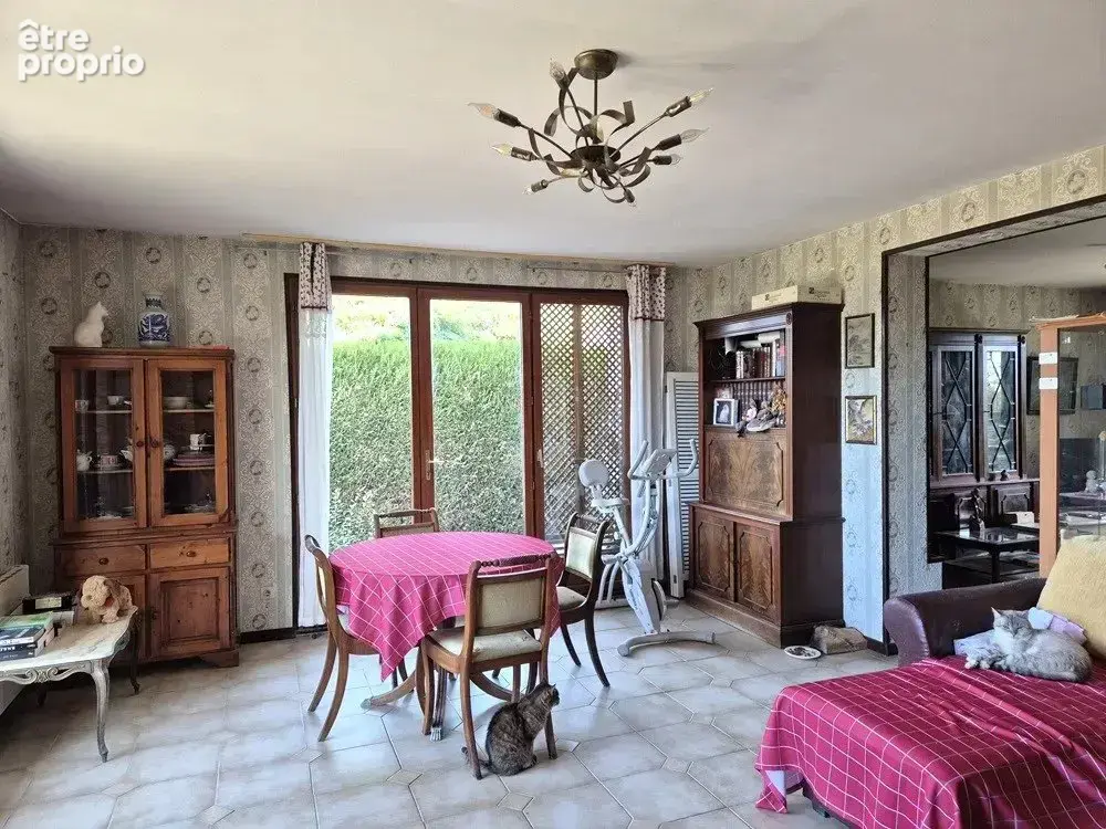 Pavillon, 5 pièces avec terrain. - photo 3