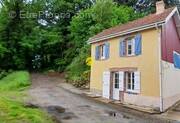 Maison à CEYROUX